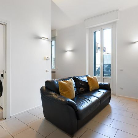 Nam House & Posto Auto Apartment Milan Exterior photo